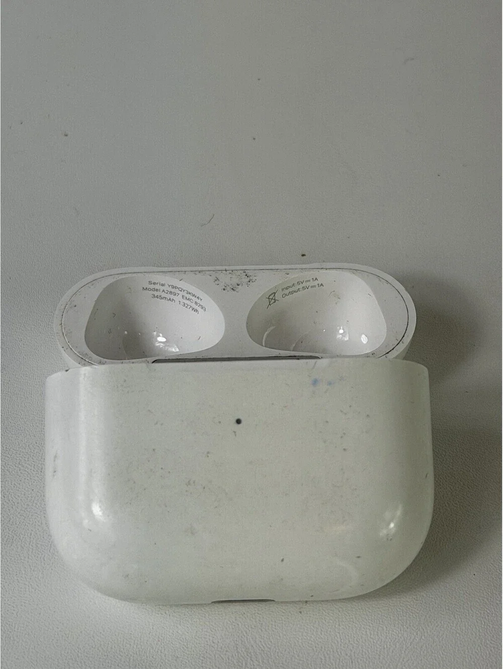 Genuine Apple Airpods Pro 1st Generation Charging Case ONLY A2190 Lightning